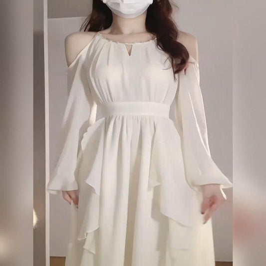 White Off-the-shoulder Clothes Halter Dress Waist Slimming